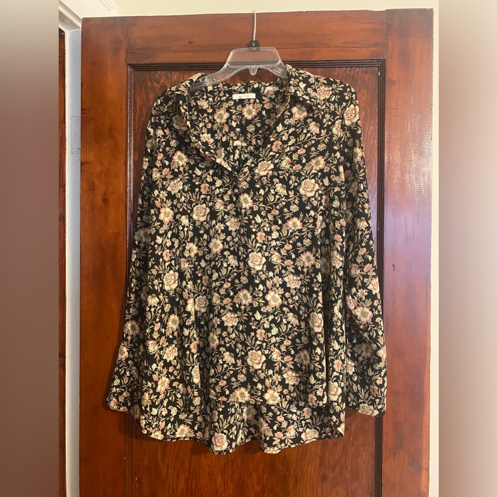 Pleione Long-Sleeve Popover Blouse